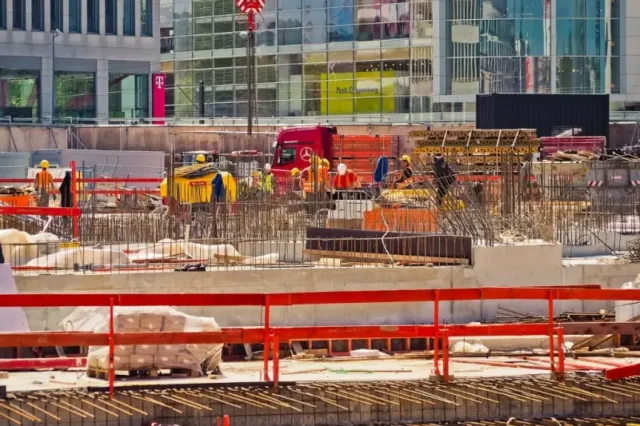 Wybór odpowiedniej zagęszczarki do gruntu